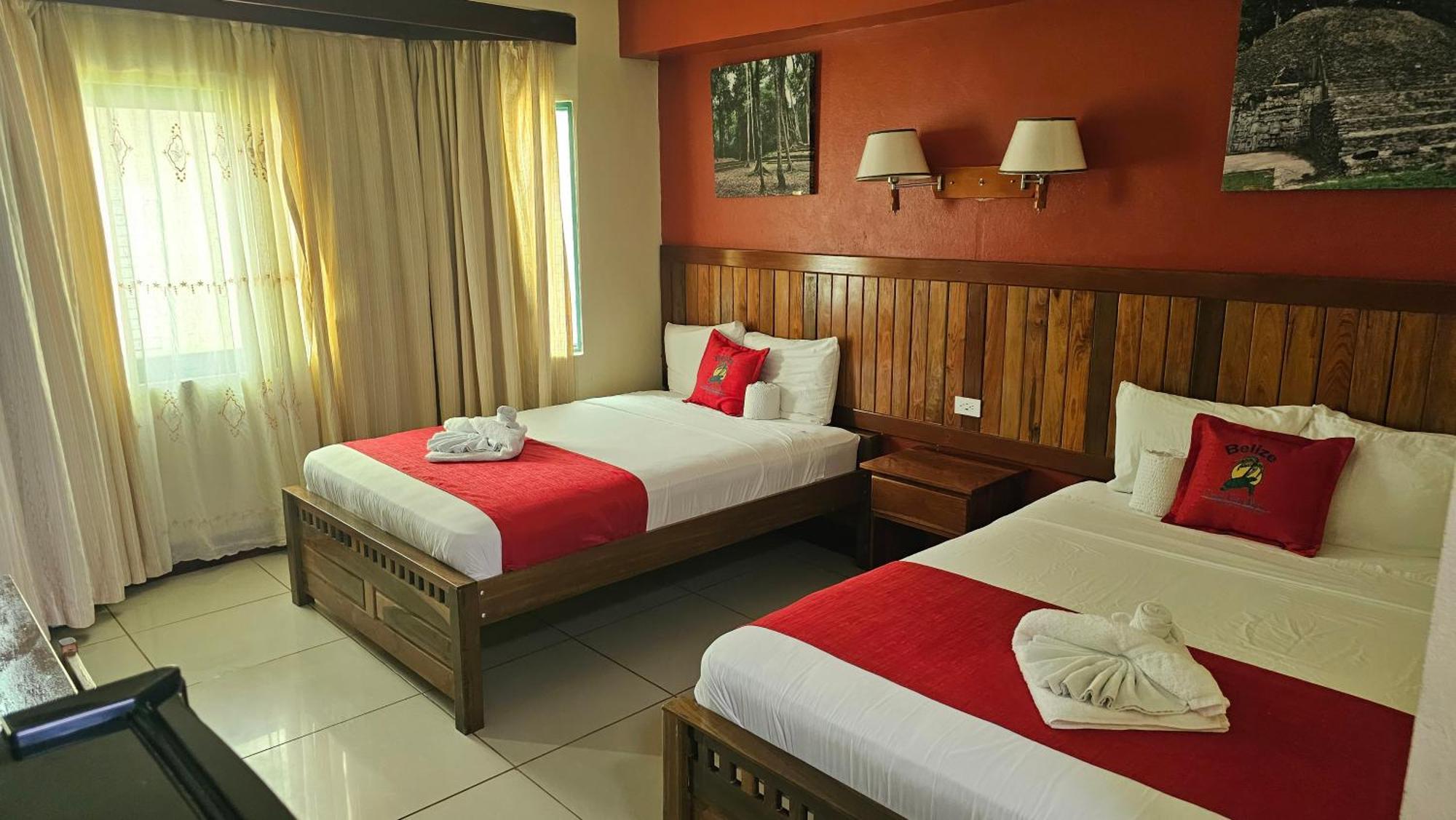 Caye Caulker Plaza Hotel Ngoại thất bức ảnh