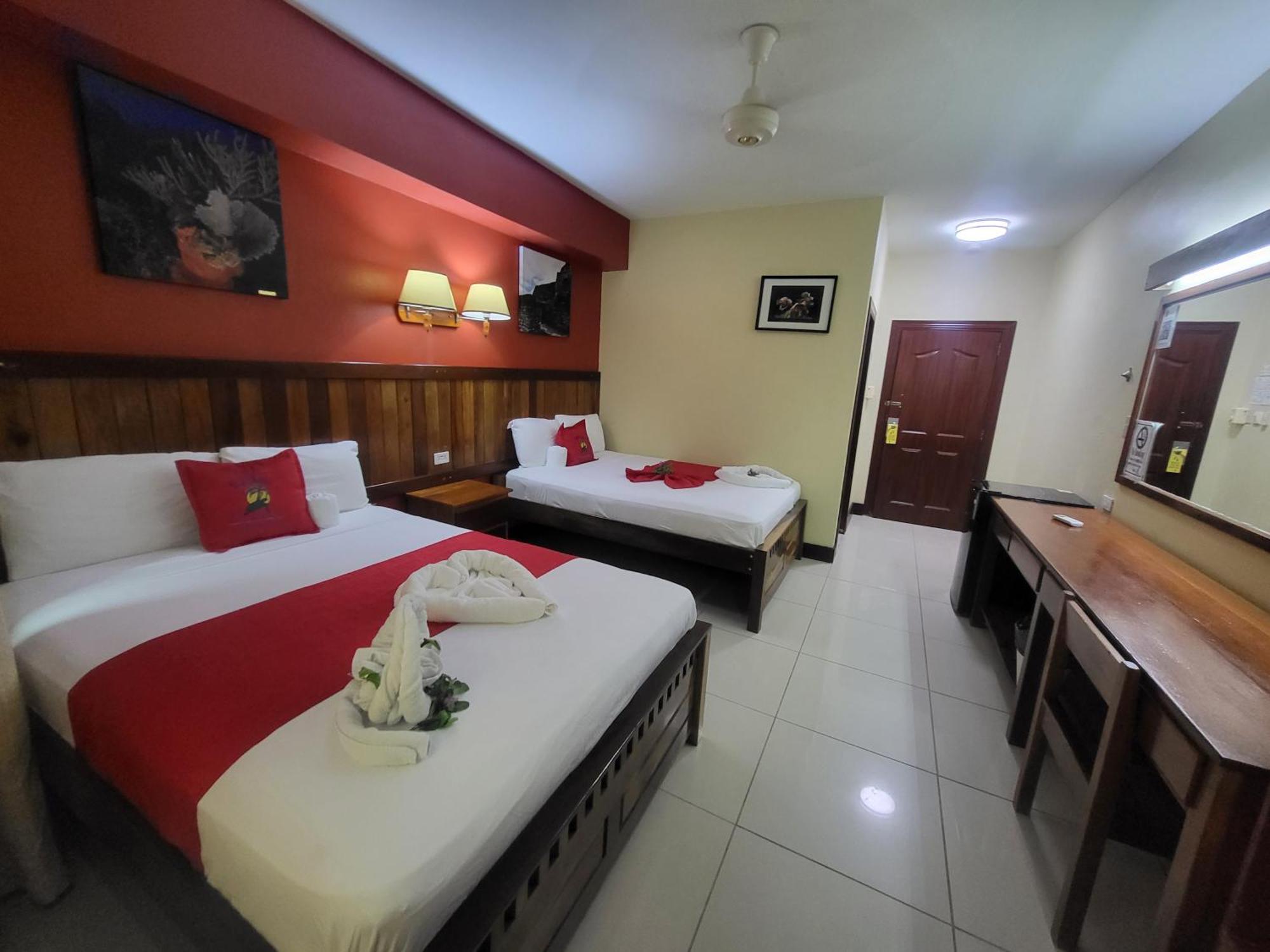 Caye Caulker Plaza Hotel Ngoại thất bức ảnh